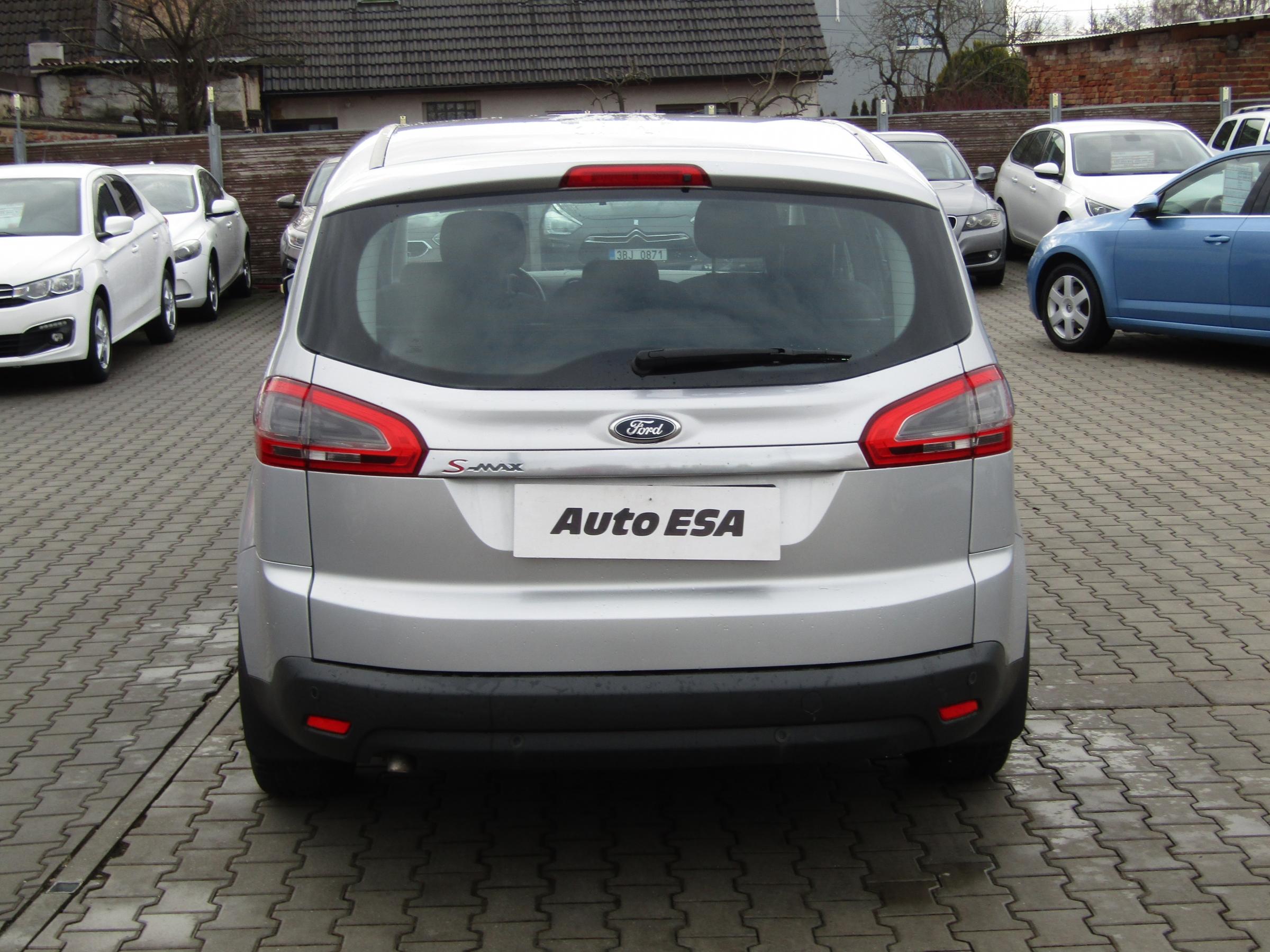 Ford S-MAX, 2012 - pohled č. 5