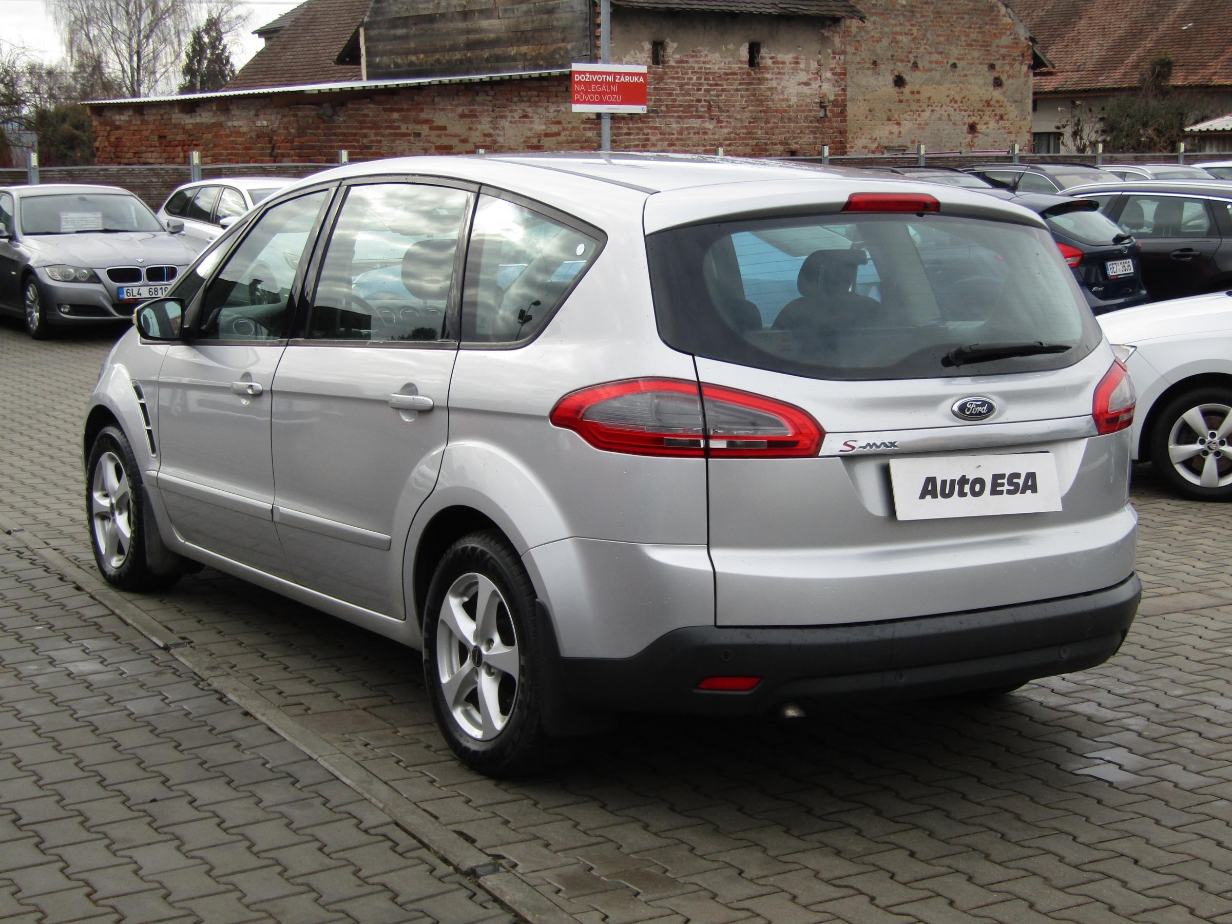 Ford S-MAX, 2012 - pohled č. 6