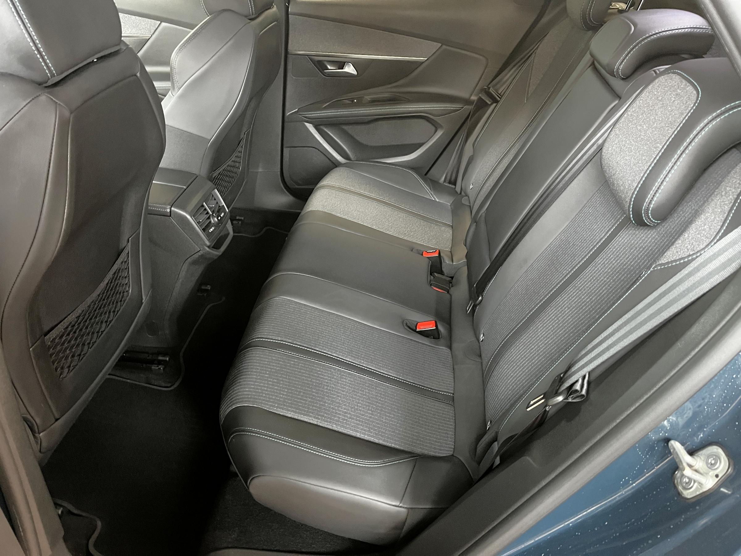 Peugeot 3008, 2022 - pohled č. 10