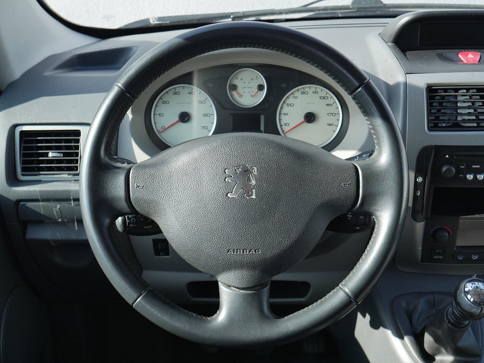 Peugeot Expert 2.0HDi  L2 9míst