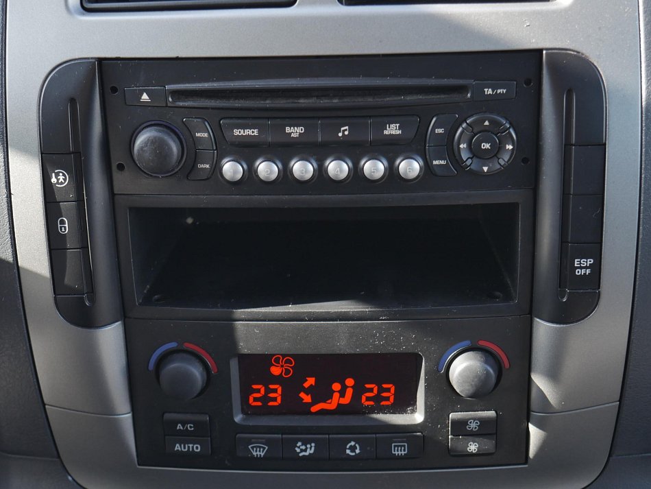 Peugeot Expert 2.0HDi  L2 9míst