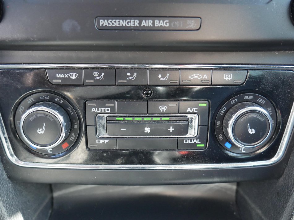 Škoda Superb II 2.0 TDi Elegance