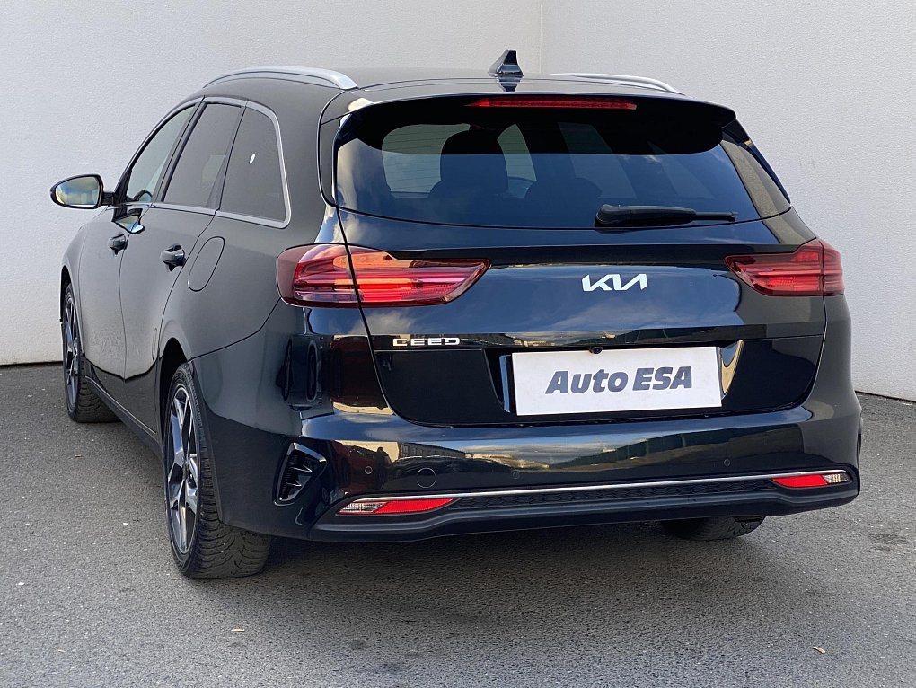 Kia Ceed 1.5T-GDi TOP