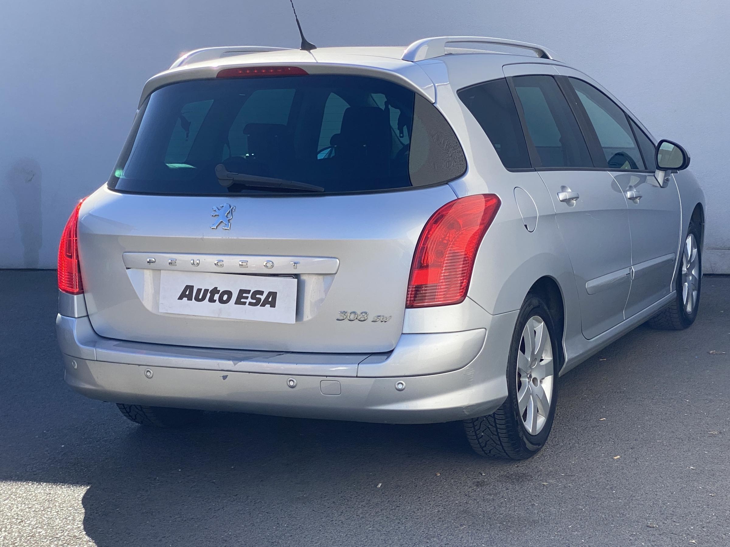 Peugeot 308, 2010 - pohled č. 4