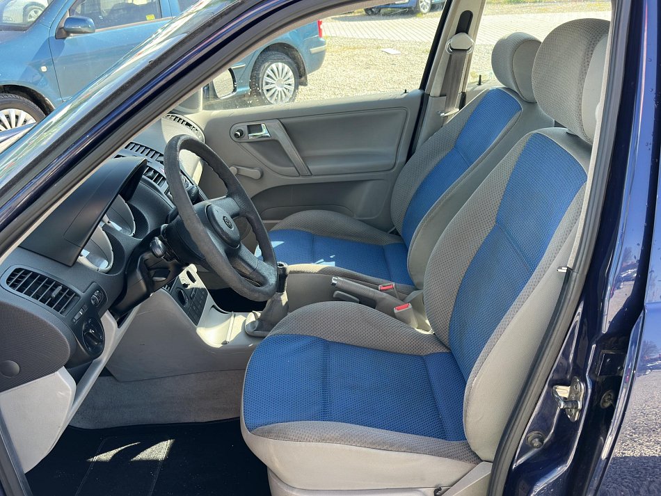 Volkswagen Polo 1.0 i 