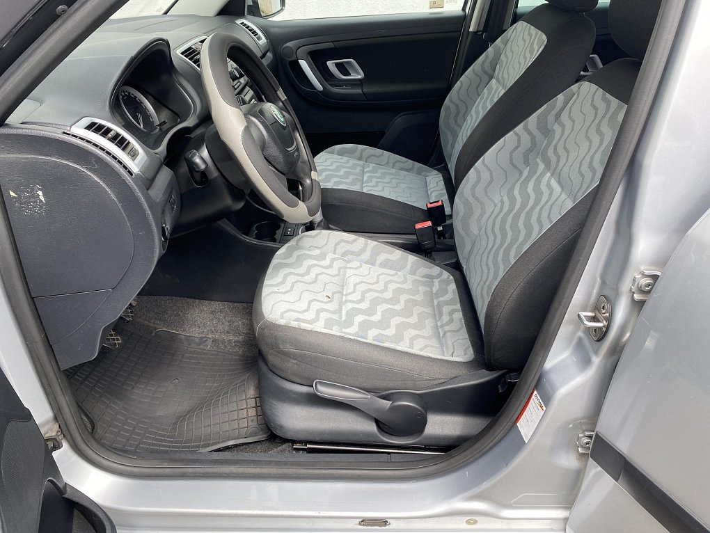 Škoda Fabia II 1.4 i Ambiente