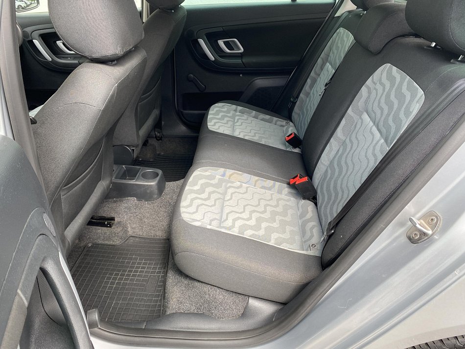 Škoda Fabia II 1.4 i Ambiente