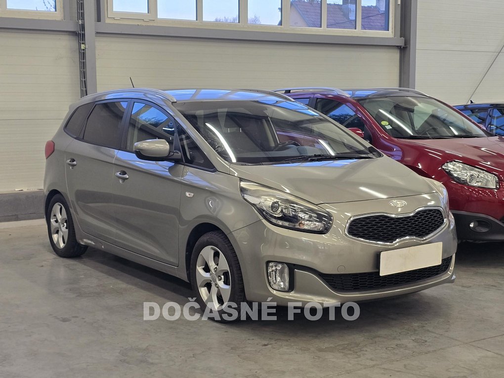 Kia Carens 1.6i 