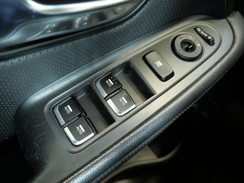 Kia Carens 1.6GDi 
