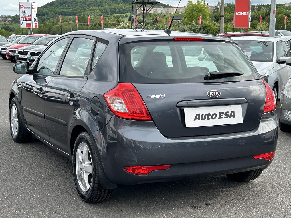 Kia Ceed 1.4CVVT 