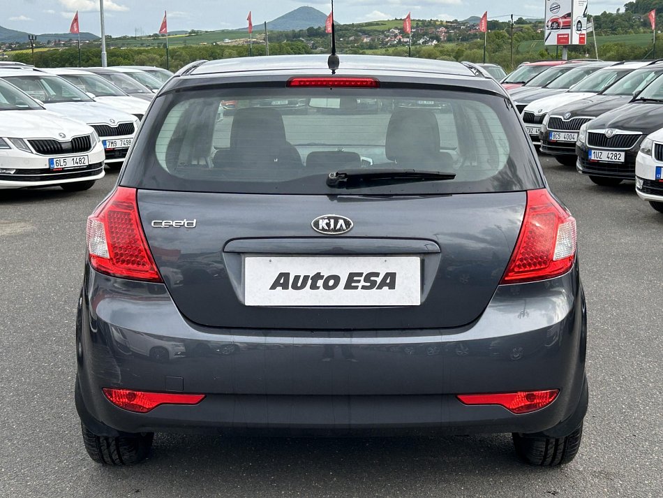 Kia Ceed 1.4CVVT 