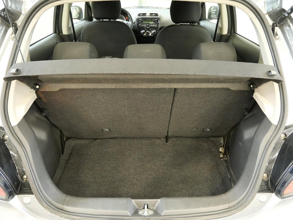 Mitsubishi Space Star 1.2i 