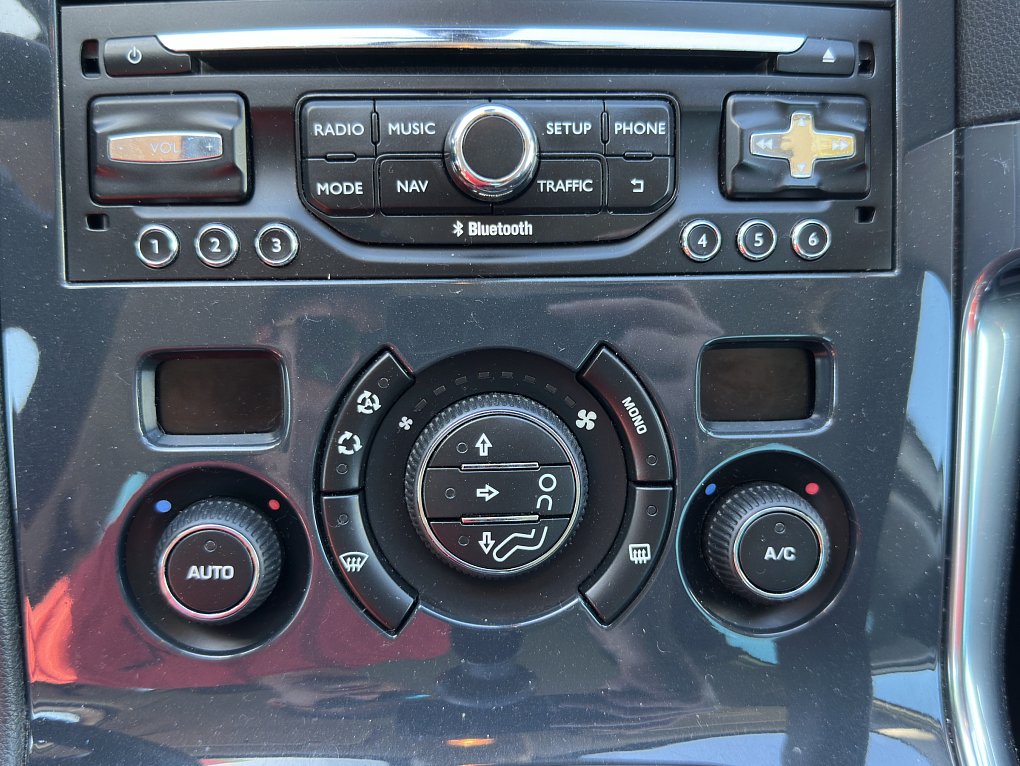 Peugeot 3008 1.6HDi 