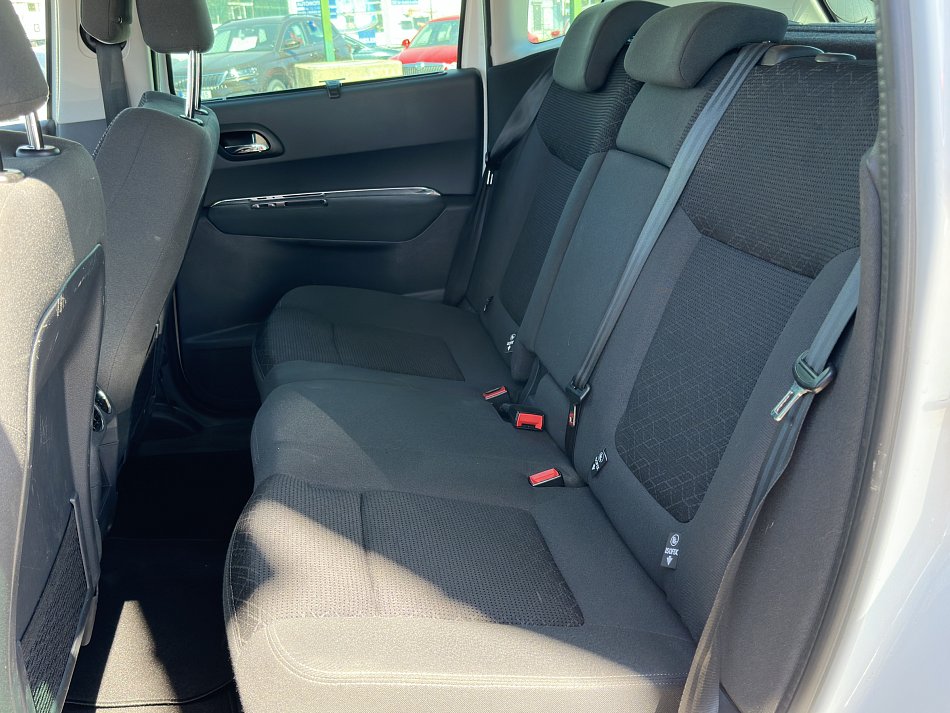 Peugeot 3008 1.6HDi 