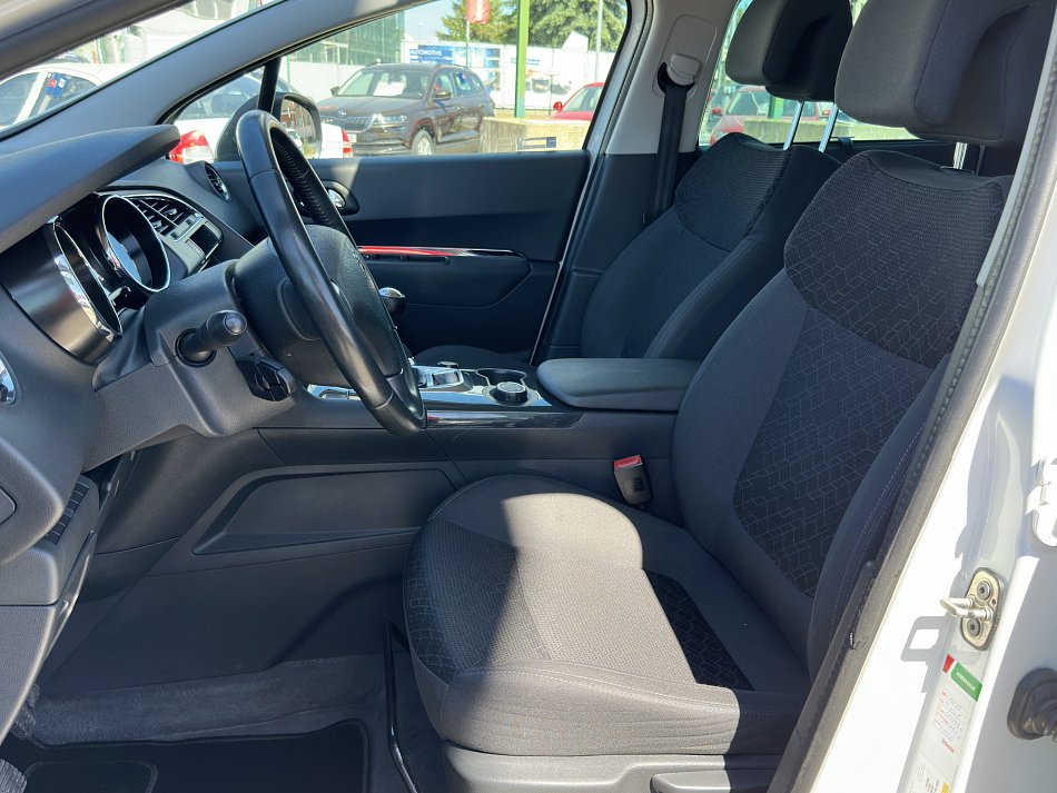 Peugeot 3008 1.6HDi 