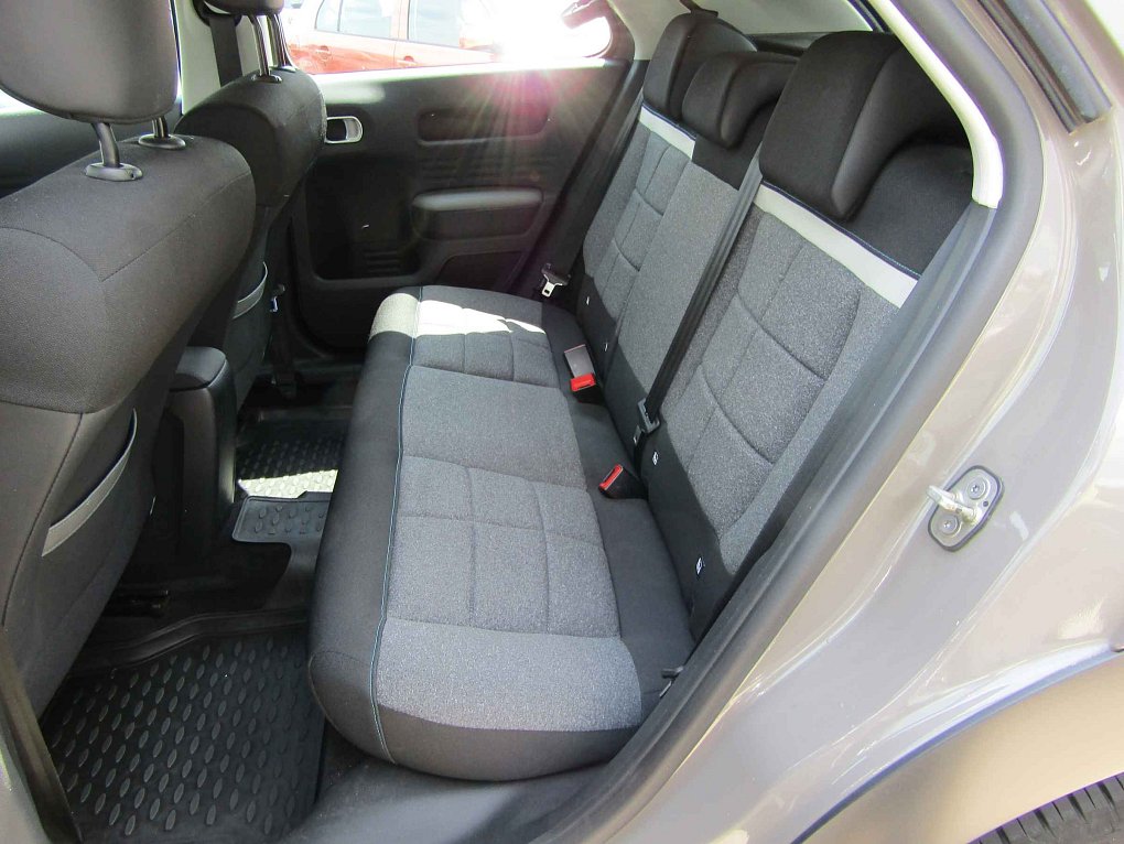 Citroën C4 Cactus 1.2 PT 