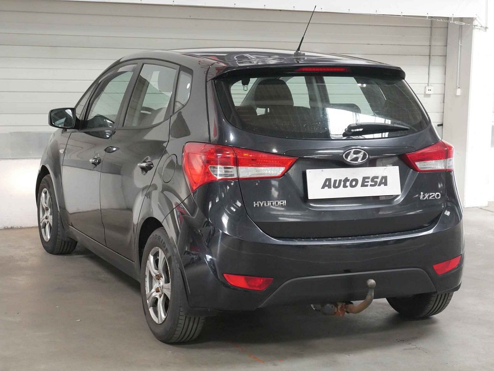 Hyundai Ix20 1.4i 