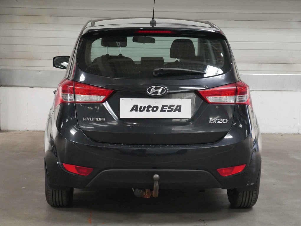 Hyundai Ix20 1.4i 