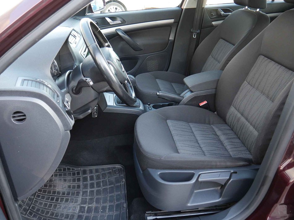 Škoda Octavia II 2.0TDi Elegance