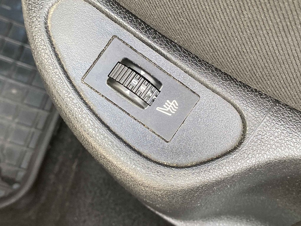 Peugeot 308 1.4i 