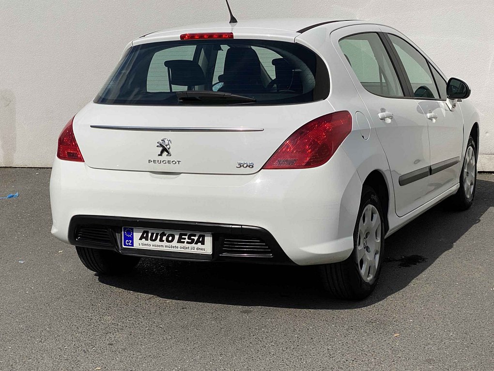 Peugeot 308 1.4i 