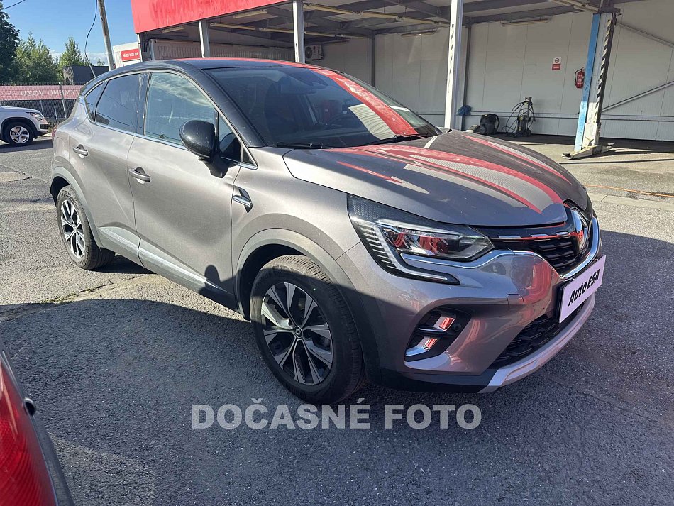 Renault Captur 1.3TCe Techno