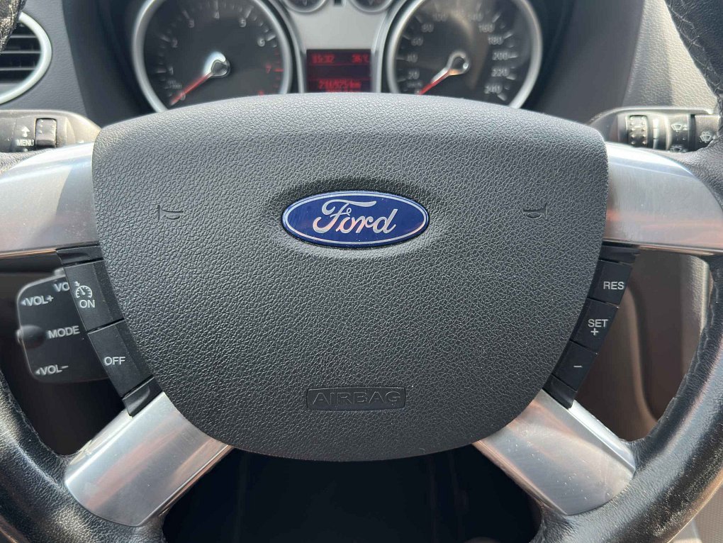 Ford Focus 2.0 16V 