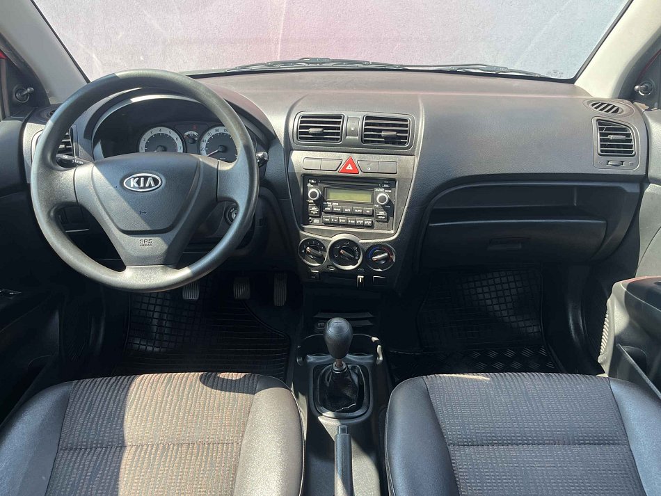 Kia Picanto 1.0i 