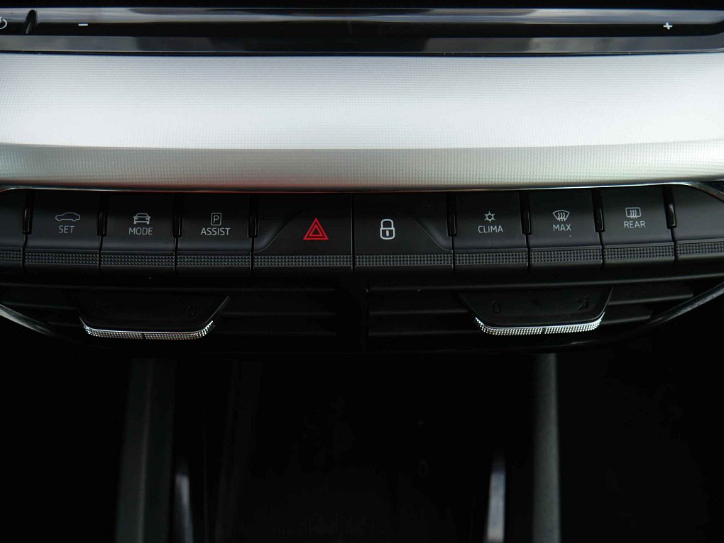 Škoda Octavia IV 1.5 TSi Ambition