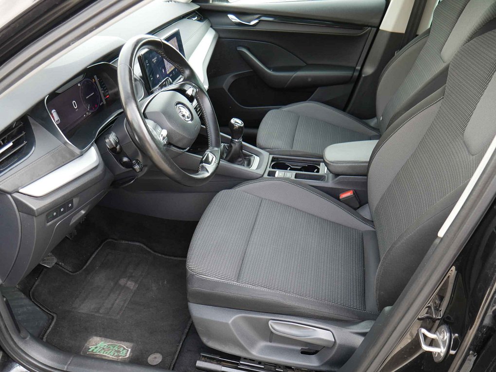 Škoda Octavia IV 1.5 TSi Ambition