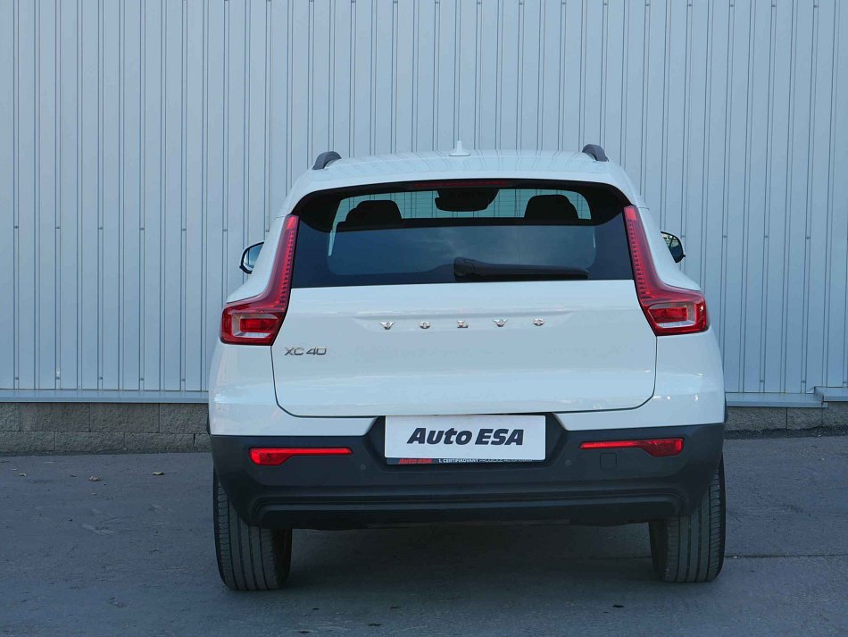 Volvo XC40 1.5T Momentum