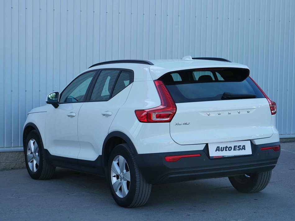 Volvo XC40 1.5T Momentum