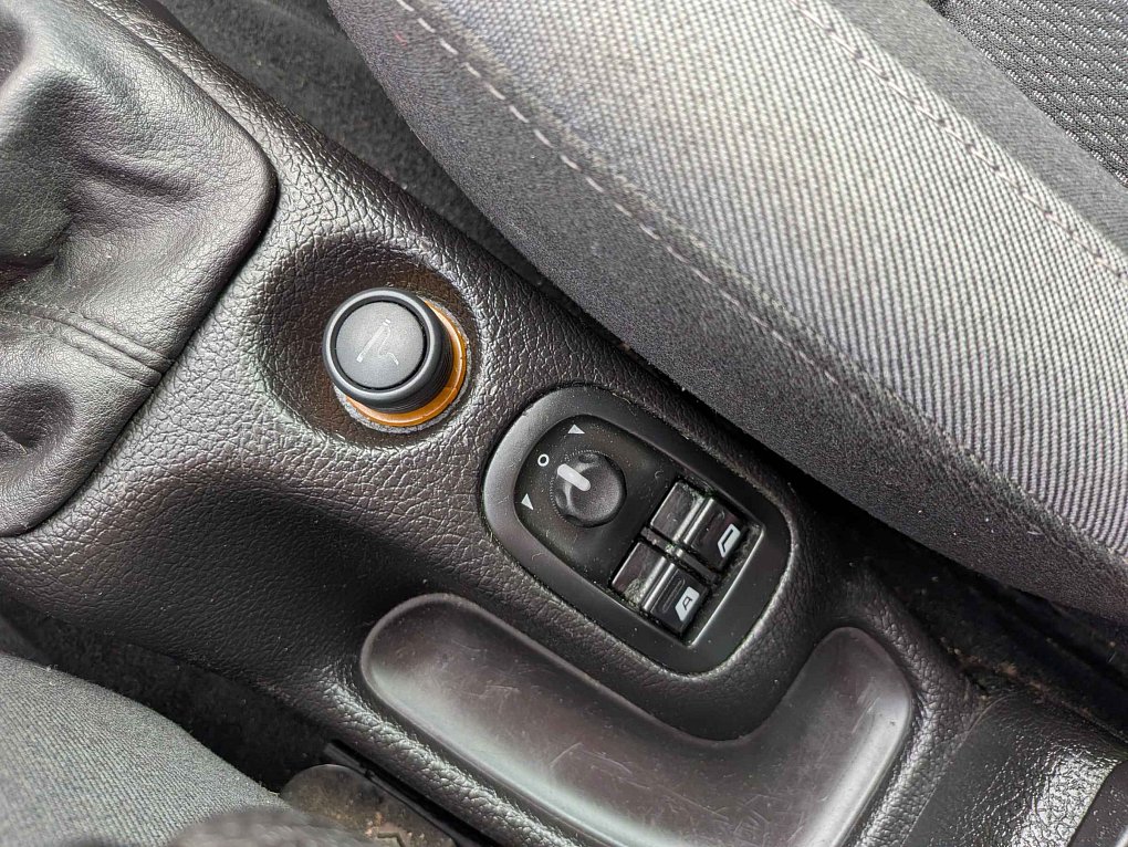 Peugeot 206 1.4i 