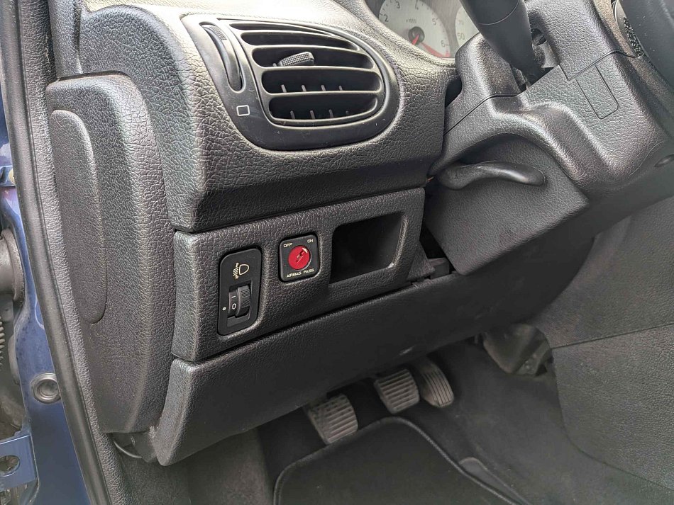 Peugeot 206 1.4i 
