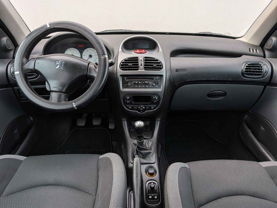Peugeot 206 1.4i 
