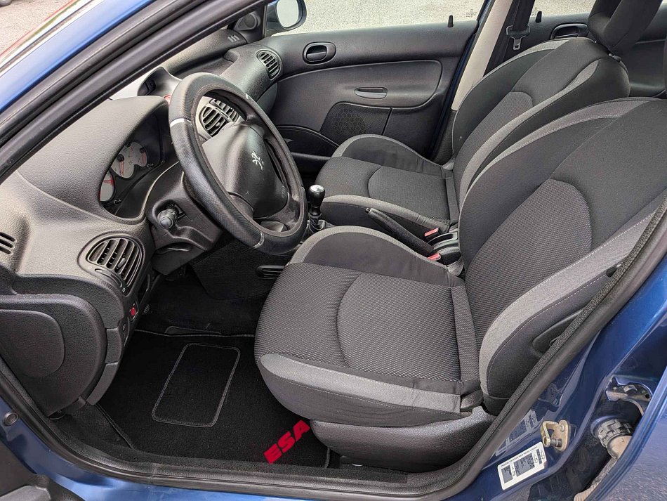 Peugeot 206 1.4i 