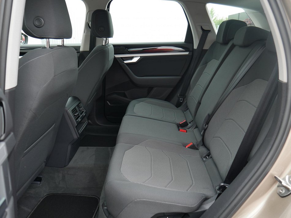 Volkswagen Touareg 3.0 TDi  4x4