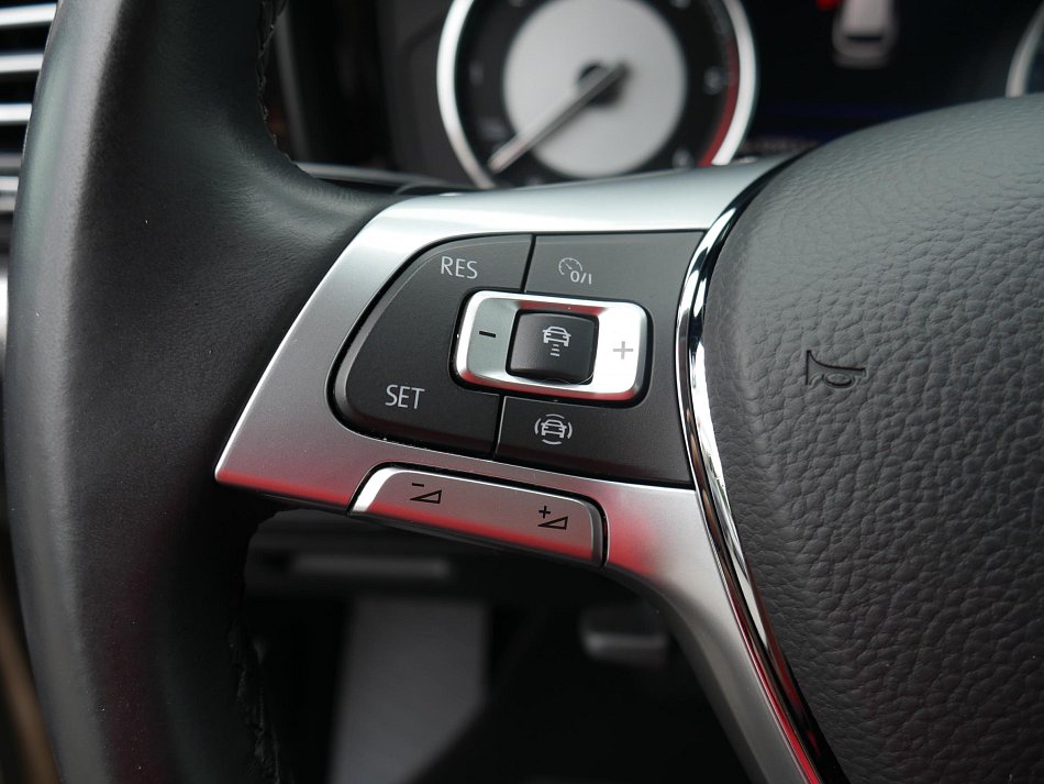 Volkswagen Touareg 3.0 TDi  4x4