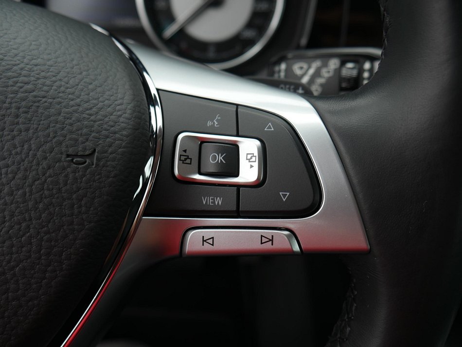 Volkswagen Touareg 3.0 TDi  4x4