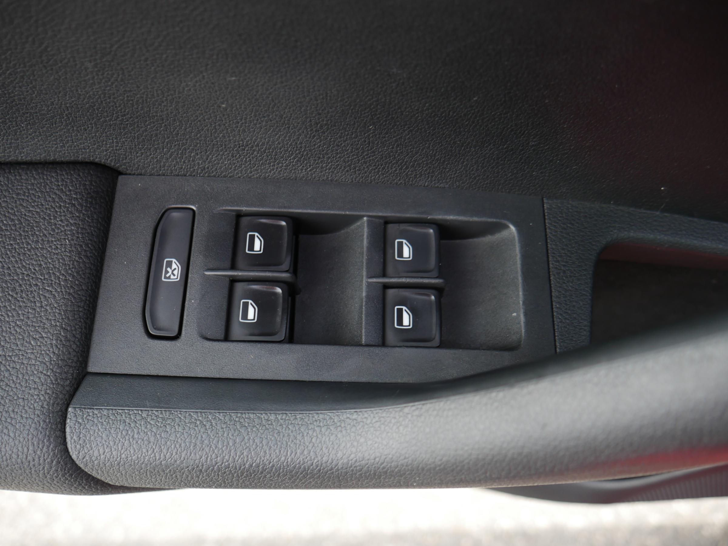 Škoda Octavia III, 2013 - pohled č. 12