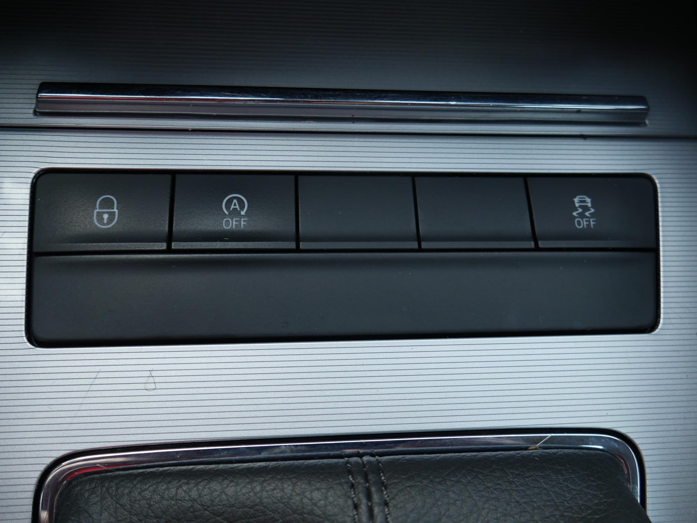 Škoda Octavia III, 2013 - pohled č. 17