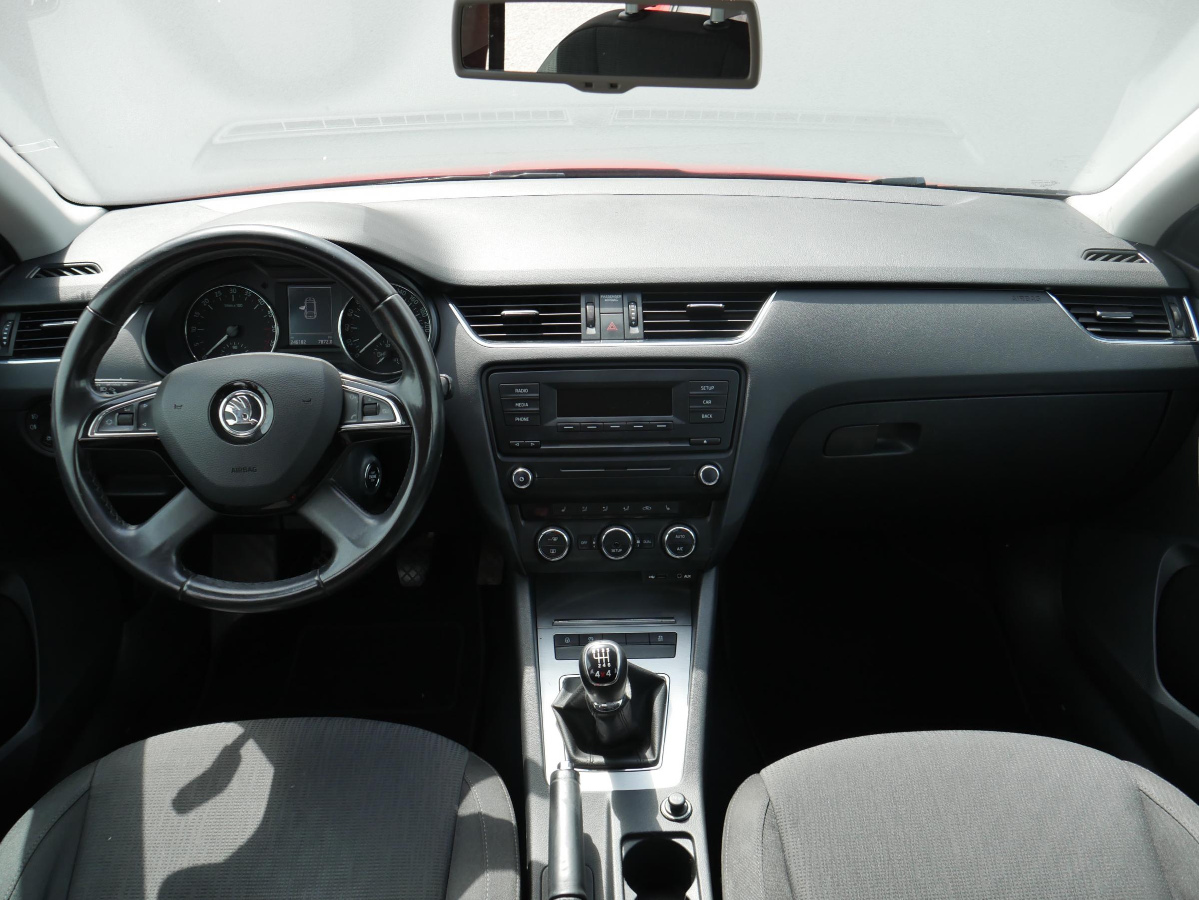 Škoda Octavia III, 2013 - pohled č. 8