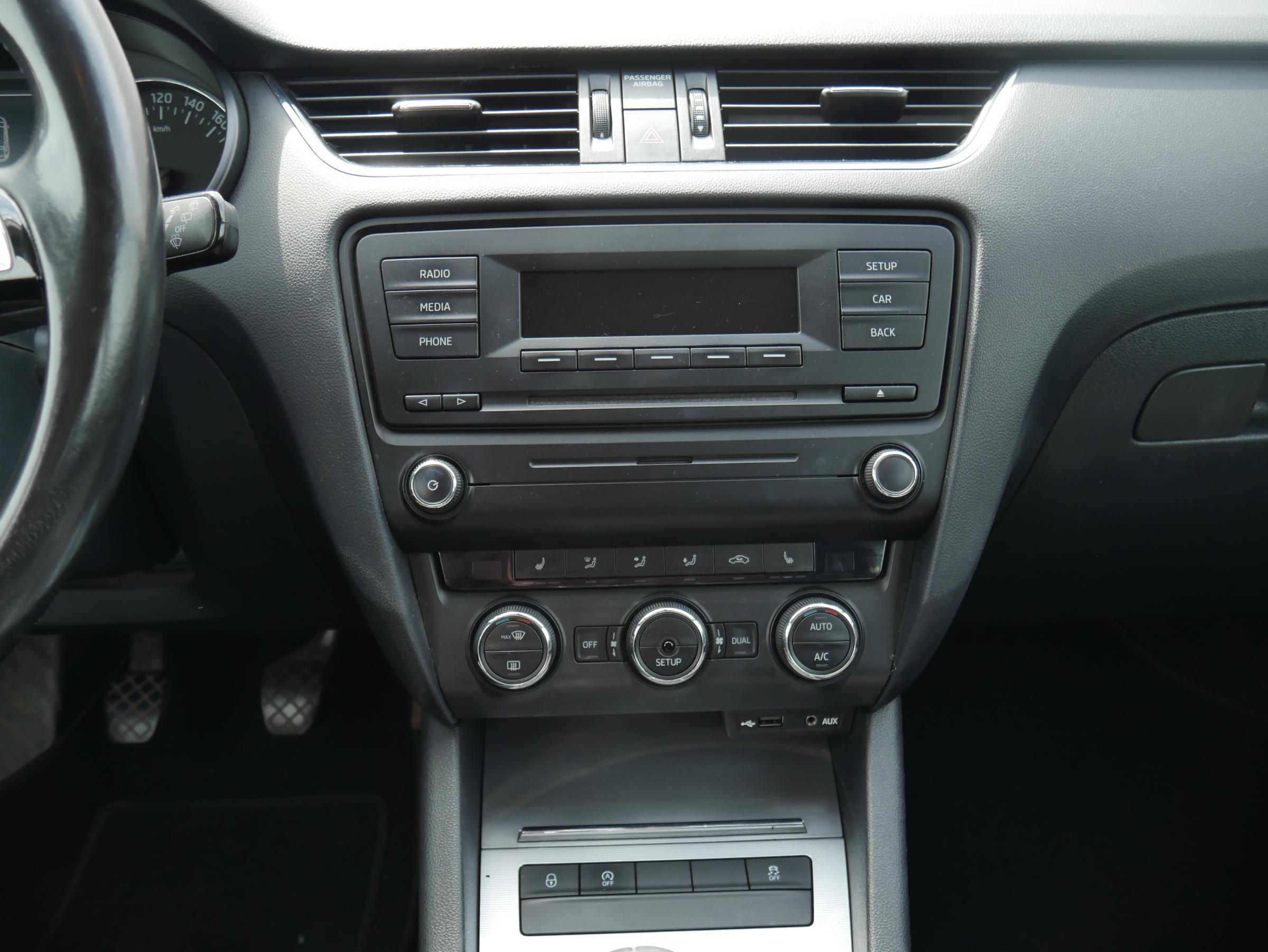 Škoda Octavia III, 2013 - pohled č. 9