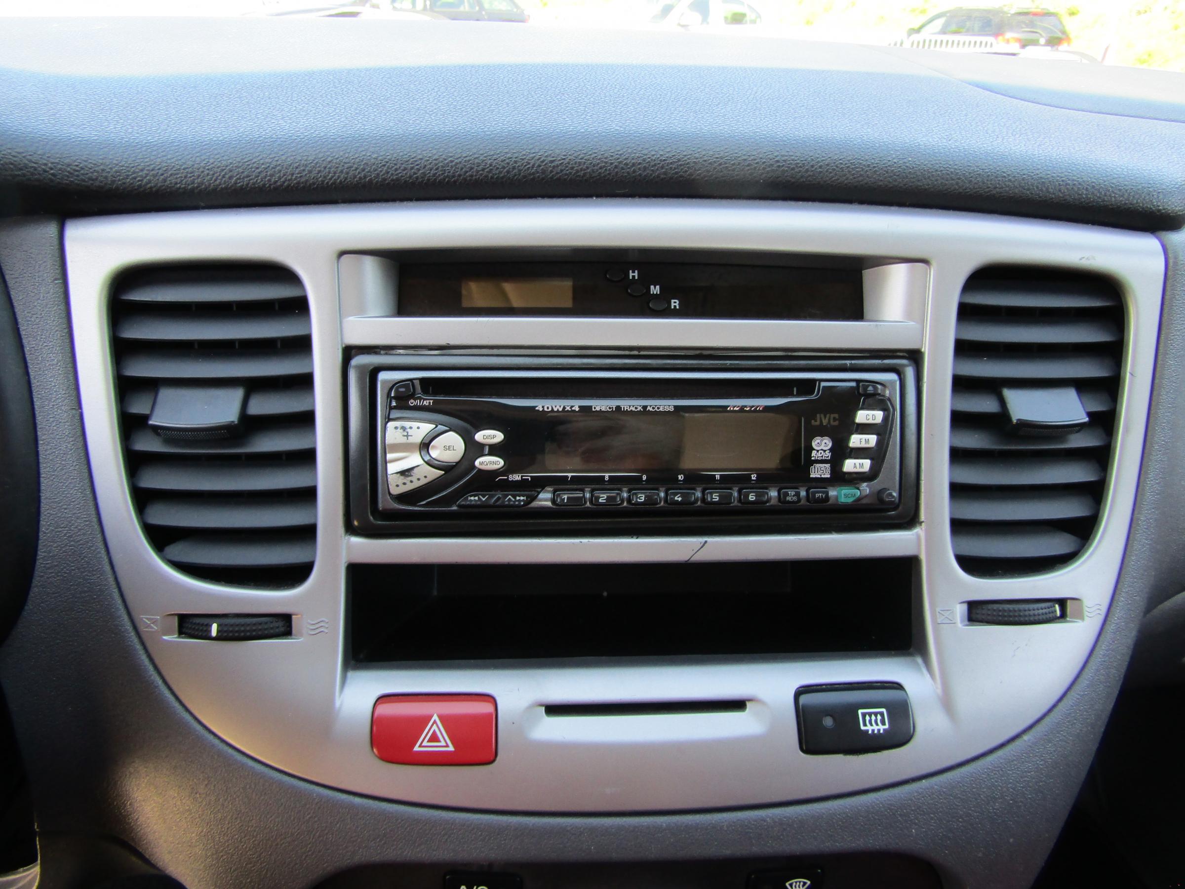 Kia Rio, 2008 - pohled č. 13