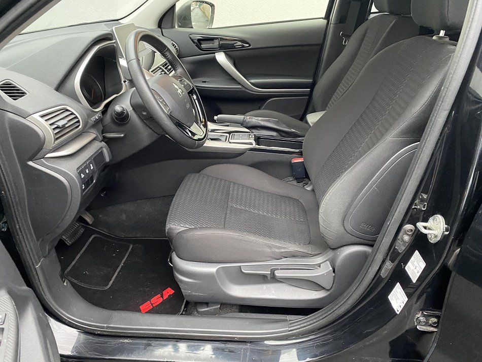 Mitsubishi Eclipse Cross 1.5 T-MiVEC  2WD