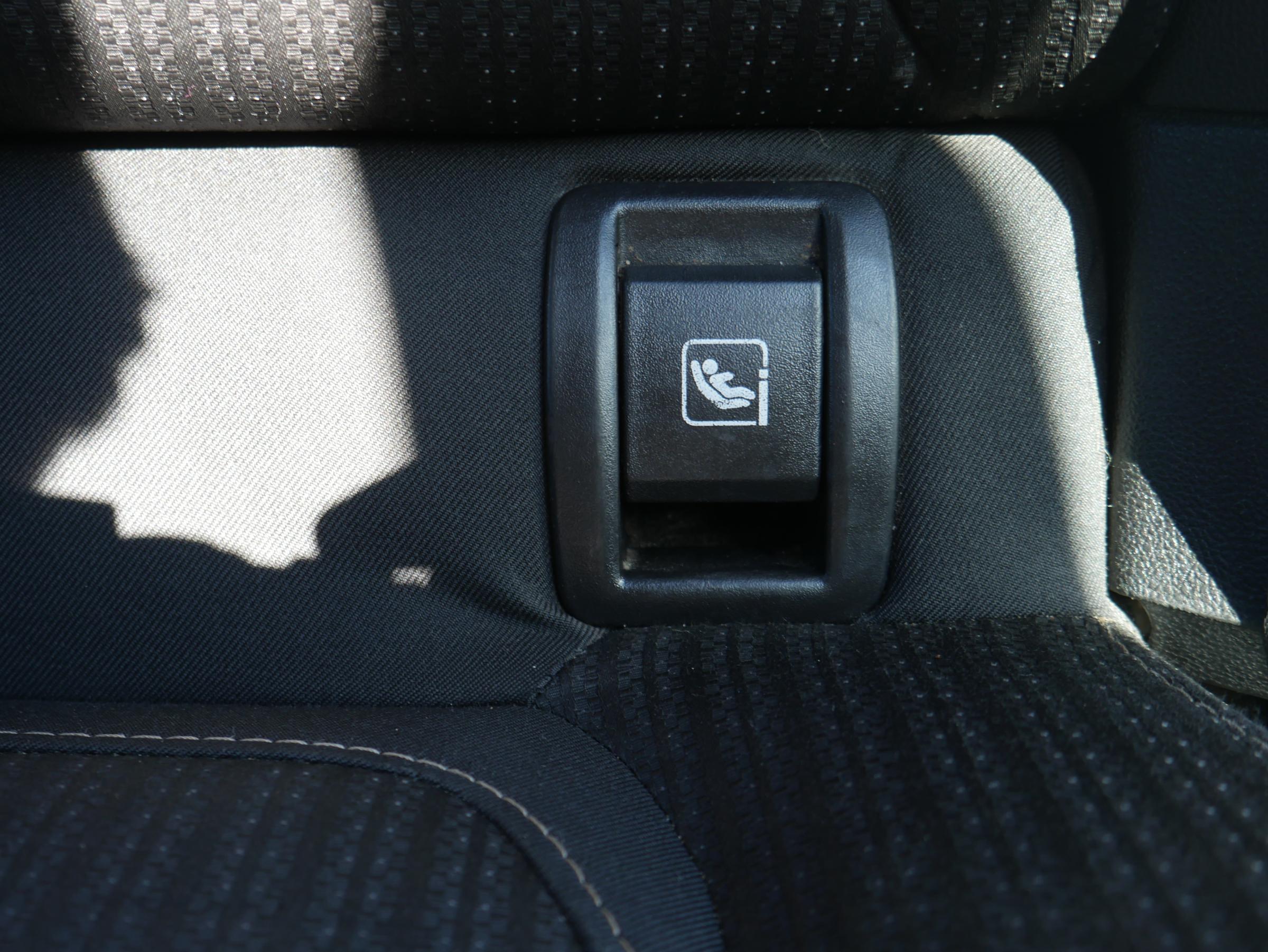 Renault Mégane, 2017 - pohled č. 16