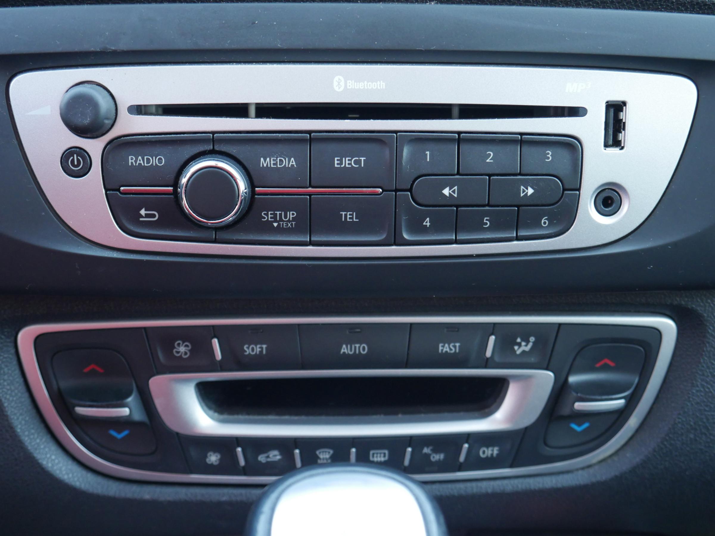 Renault Grand Scénic, 2015 - pohled č. 12