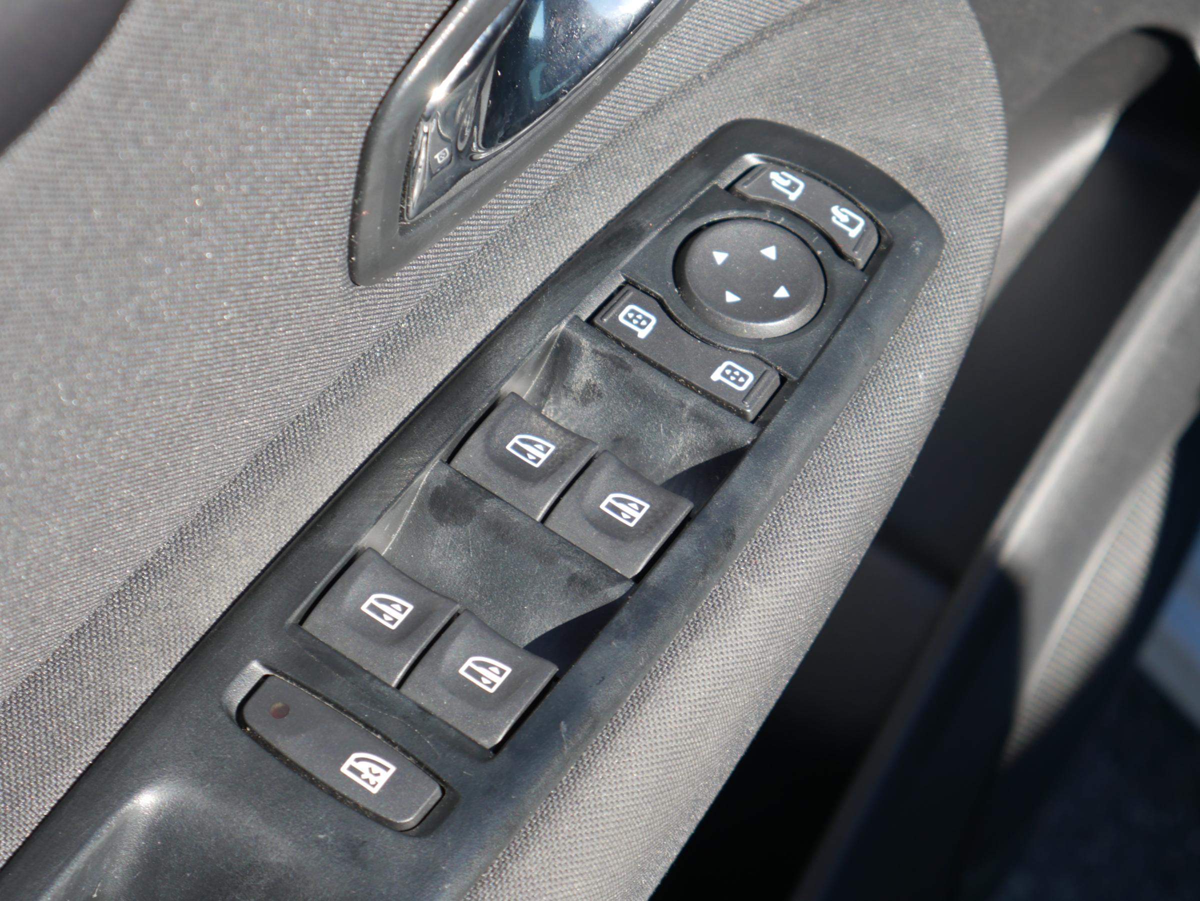 Renault Grand Scénic, 2015 - pohled č. 15