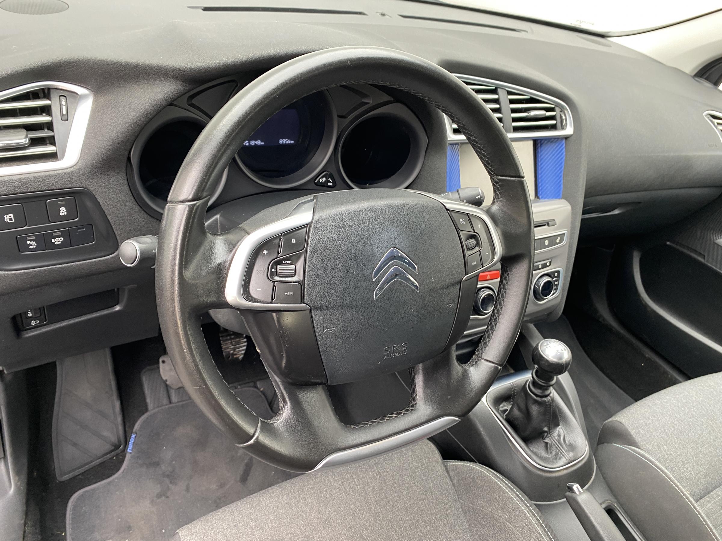 Citroën C4, 2015 - pohled č. 13