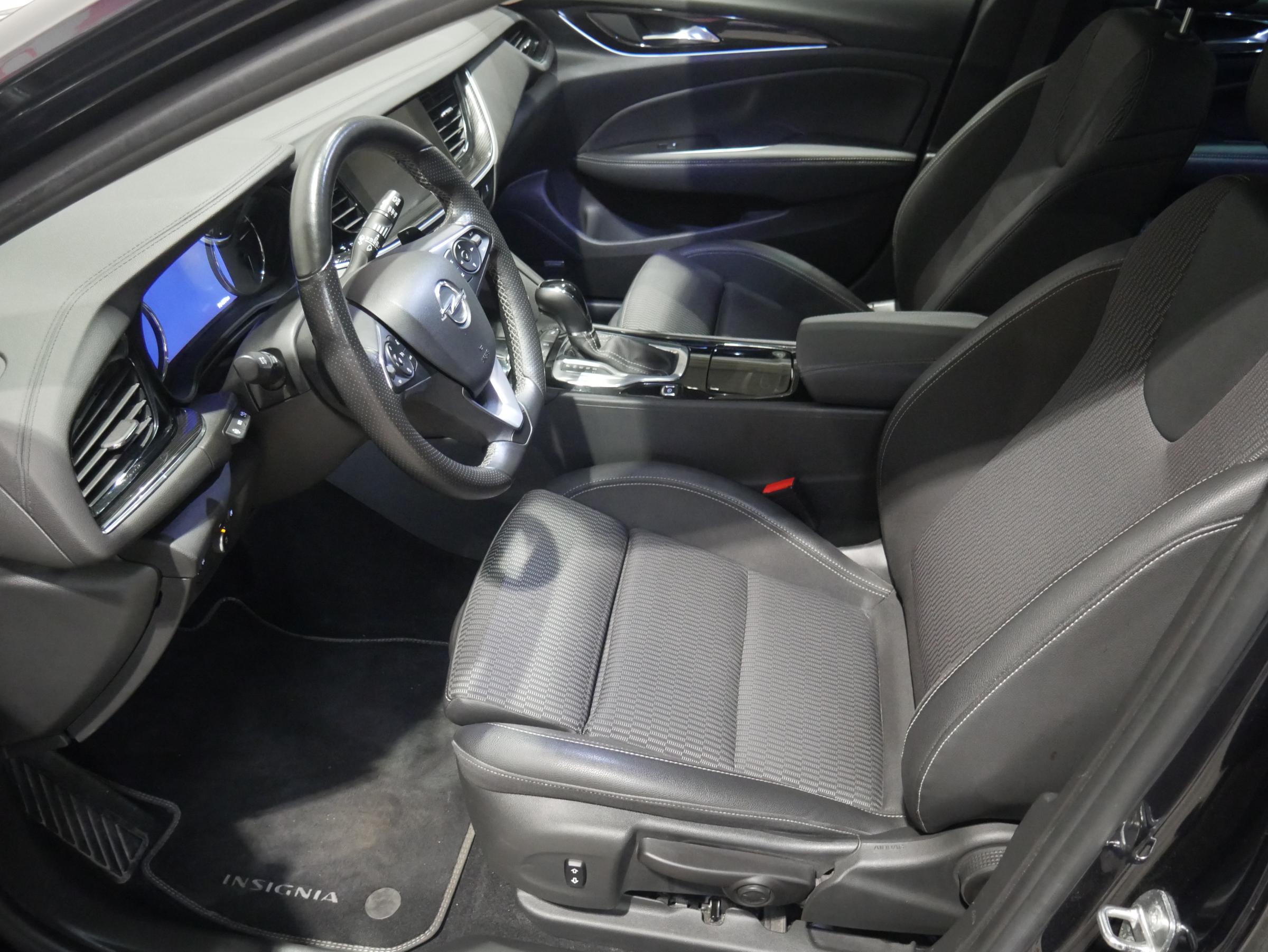 Opel Insignia, 2019 - pohled č. 10